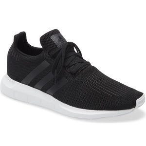 NEW in box-adidas swift run sneaker